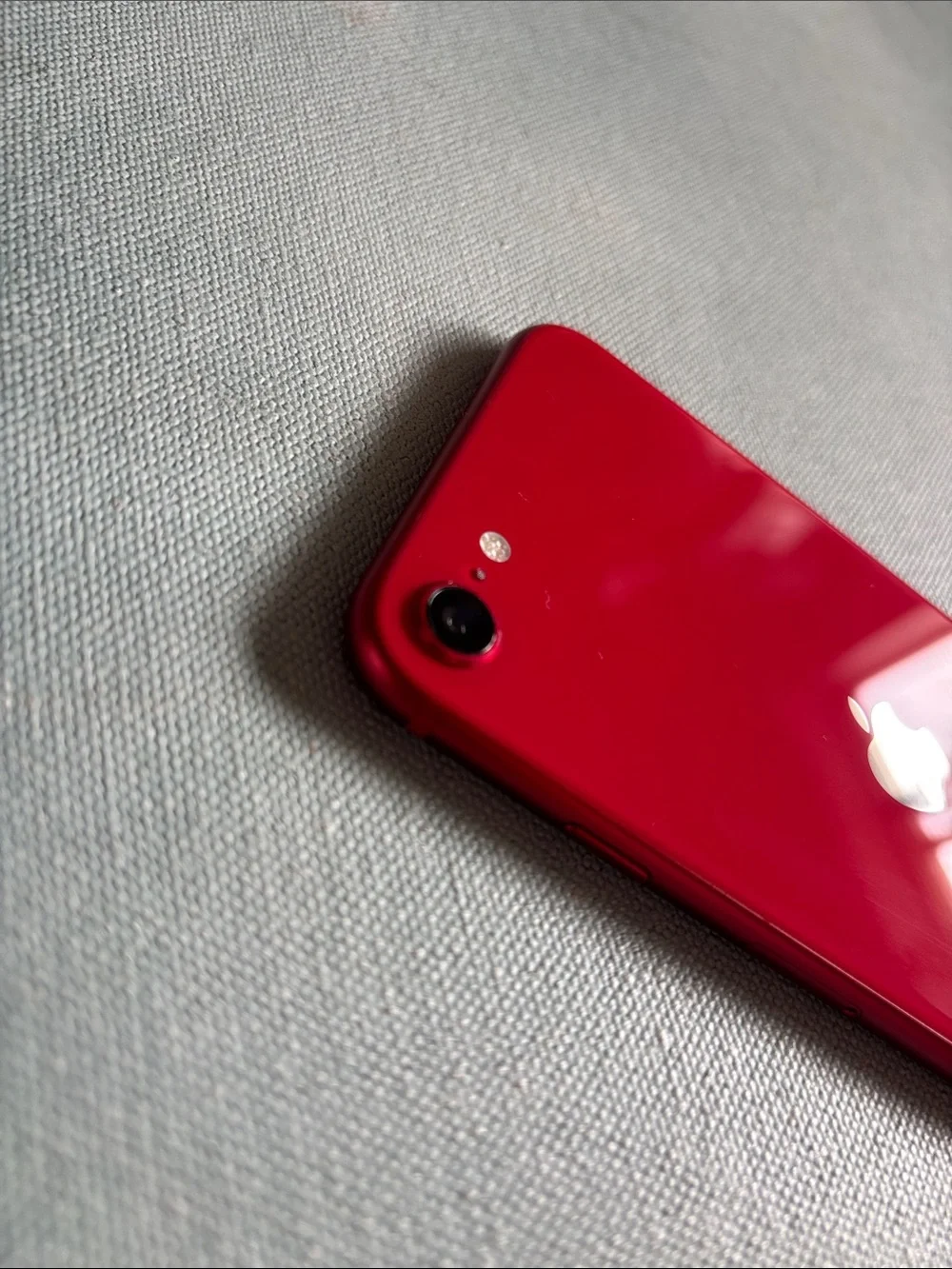 Apple iPhone SE 2nd Generation (PRODUCT)RED ***FOR PARTS ONLY***